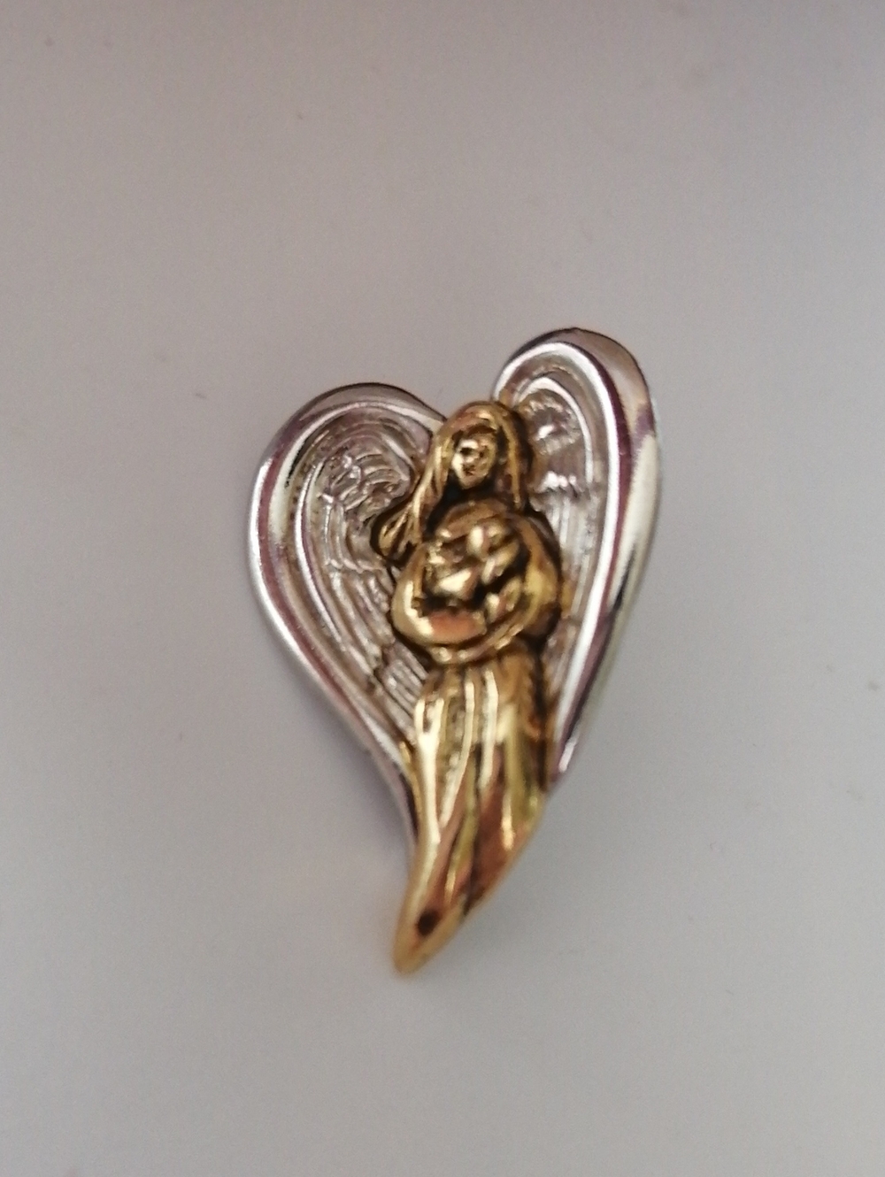 Vintage CAMCO Lapel Pin Silver and Gold Tone Angel Baby Heart Wings